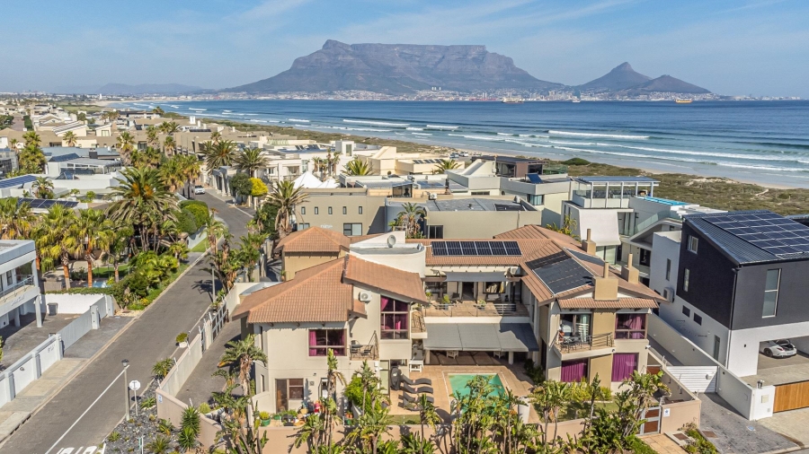 8 Bedroom Property for Sale in Sunset Beach Western Cape